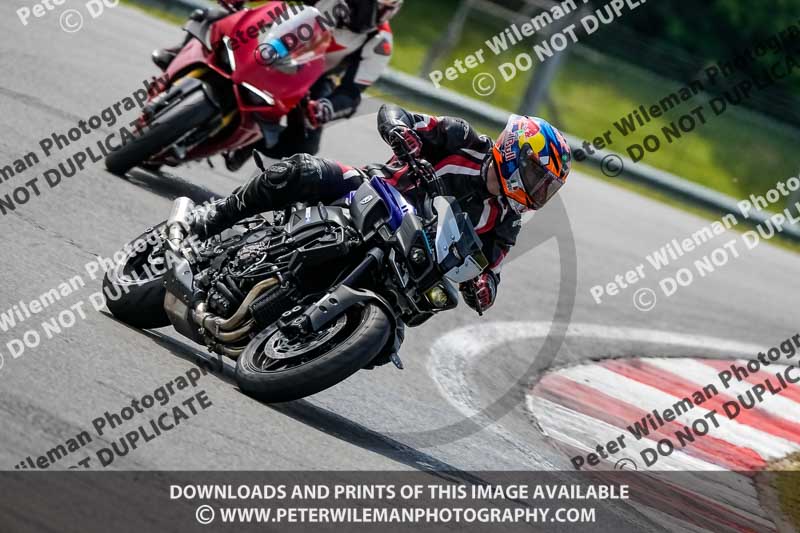 donington no limits trackday;donington park photographs;donington trackday photographs;no limits trackdays;peter wileman photography;trackday digital images;trackday photos